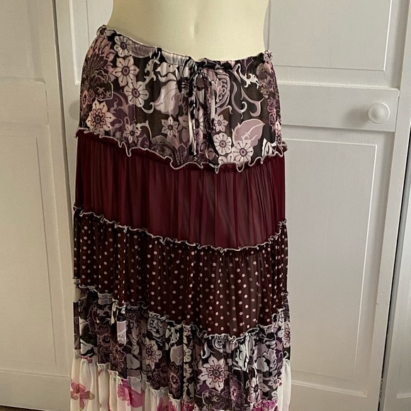 Matty M Dresses & Skirts - Matty M - Layered flowered skirt with pink liner.